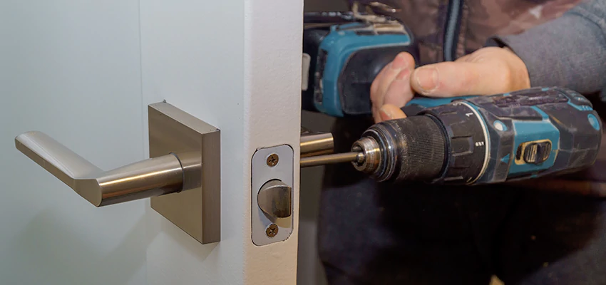 Broken Door Handle Lock Repair in Montclair, New Jersey